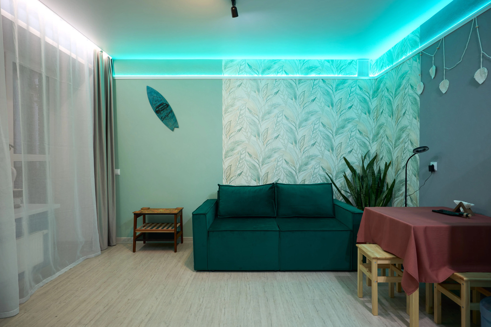 Квартира Зеленая Горка, Подсветка, Веер Молл, Космонавтов