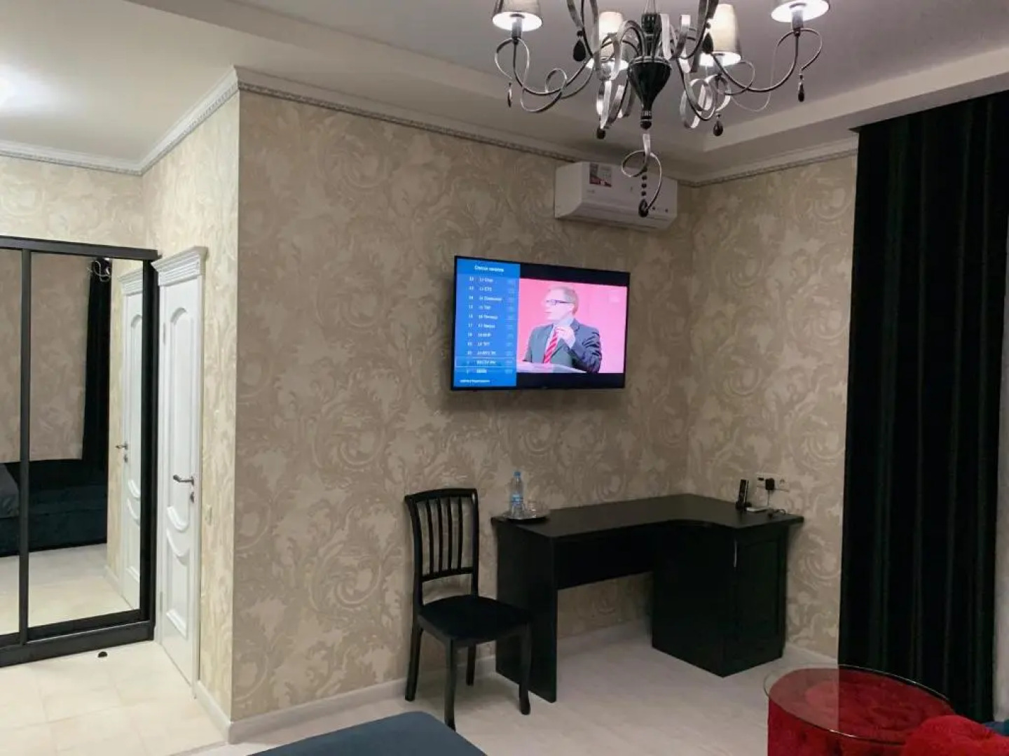 Отель Империя