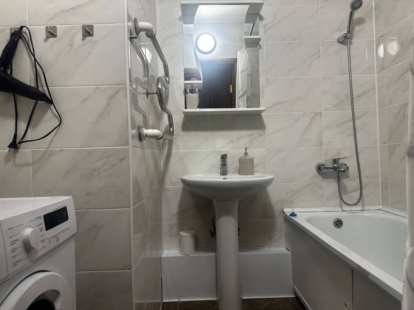 Квартира Уютная большая квартира в новом доме лучшего микрорайона города