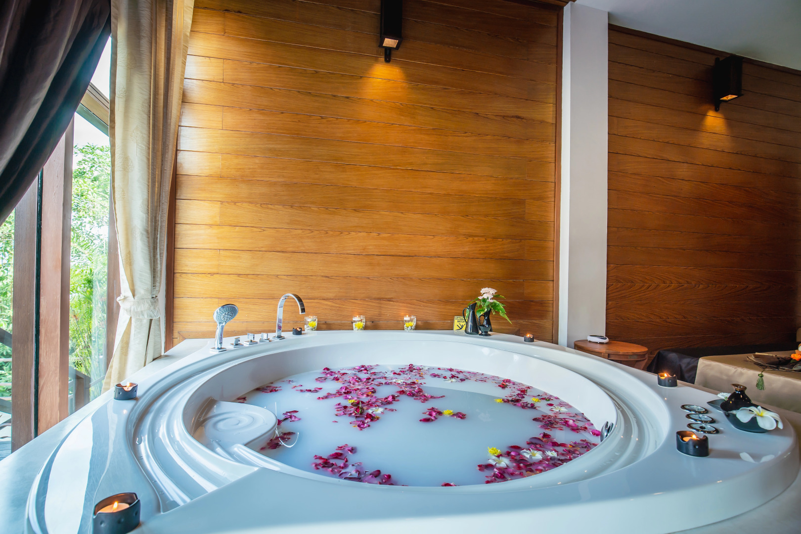 Отель KC Resort & Over Water Villas