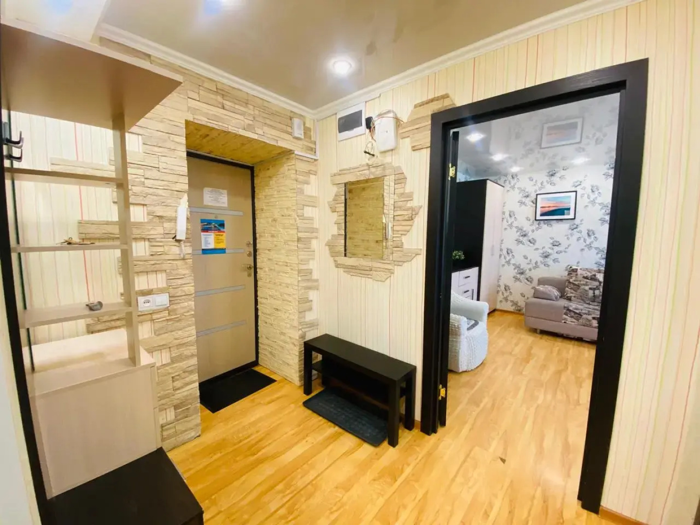 Апартаменты на Кольском 2