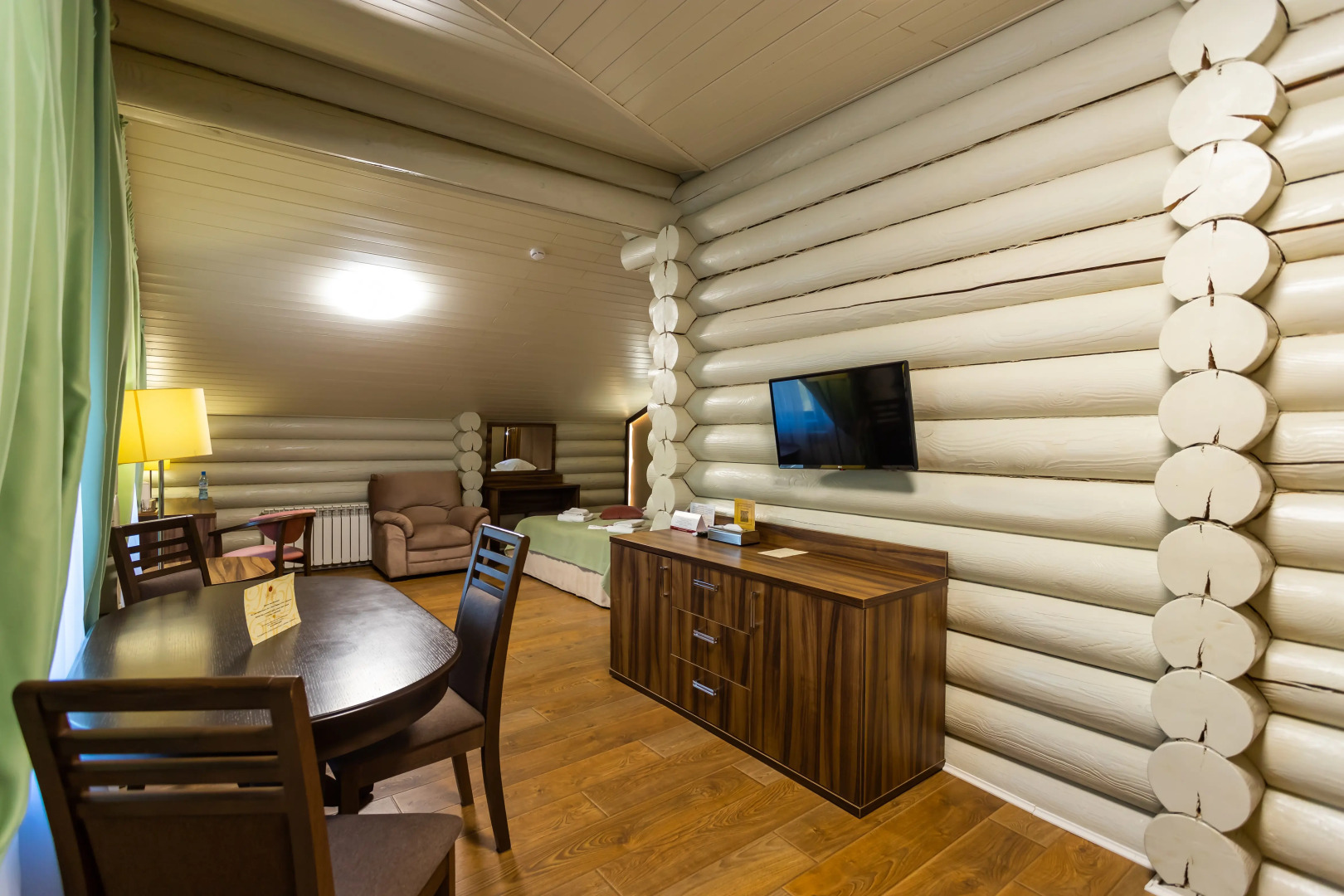 Отель Династия