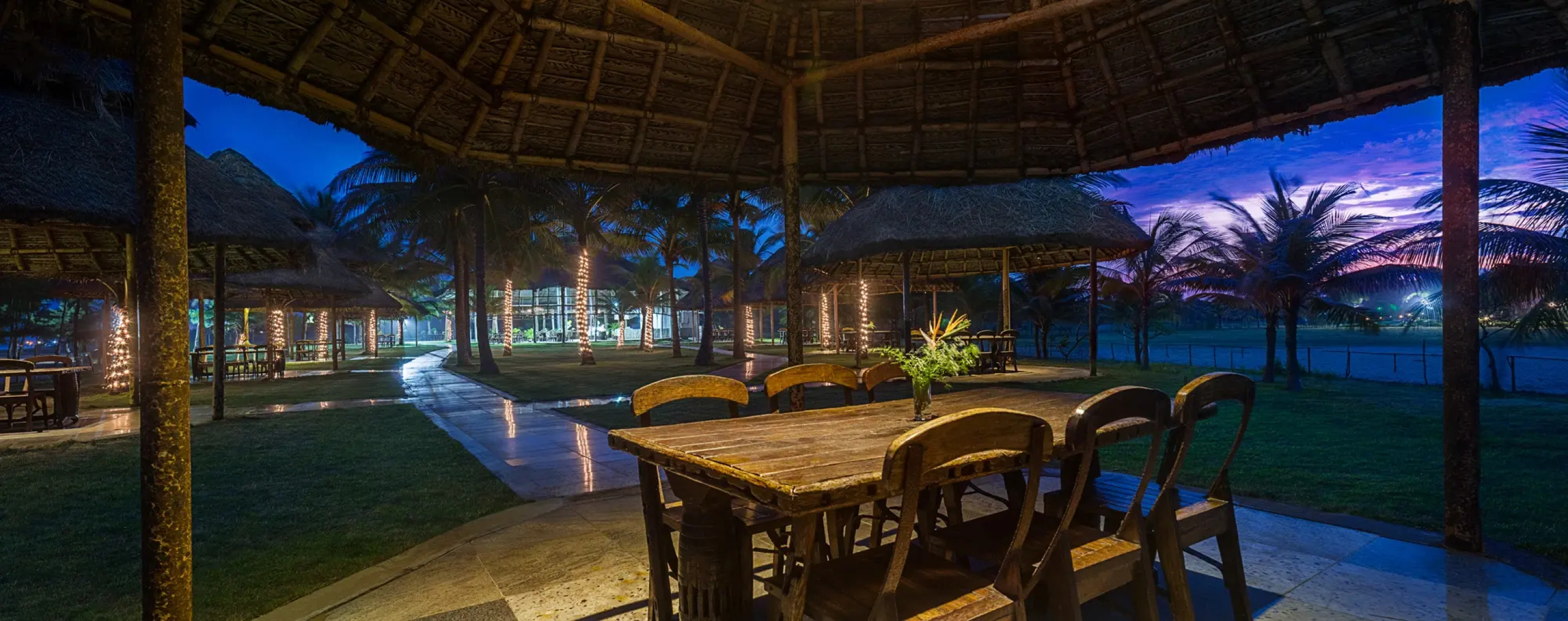 Отель Chariot Beach Resorts
