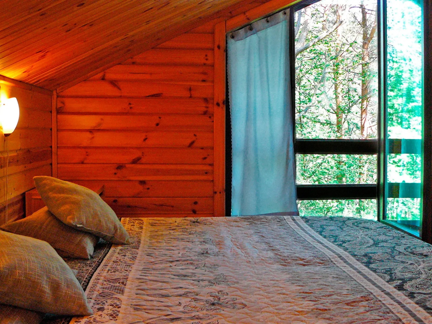 Шале Размещение с одной спальней (2+2)