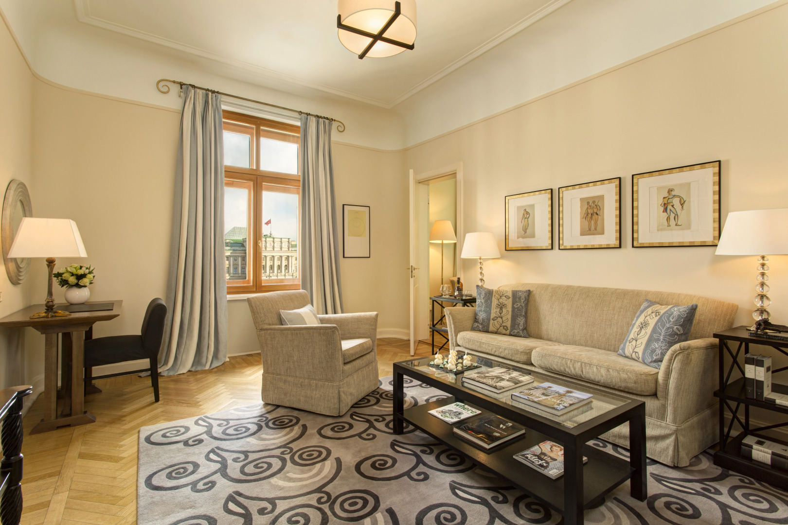 Отель Астория