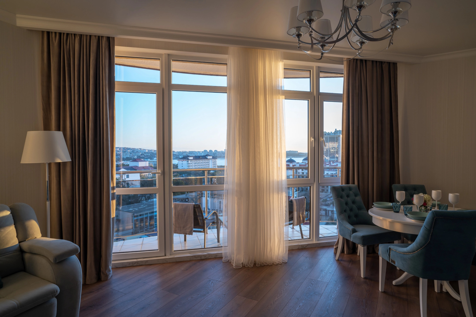 Апартаменты Халтурина 32