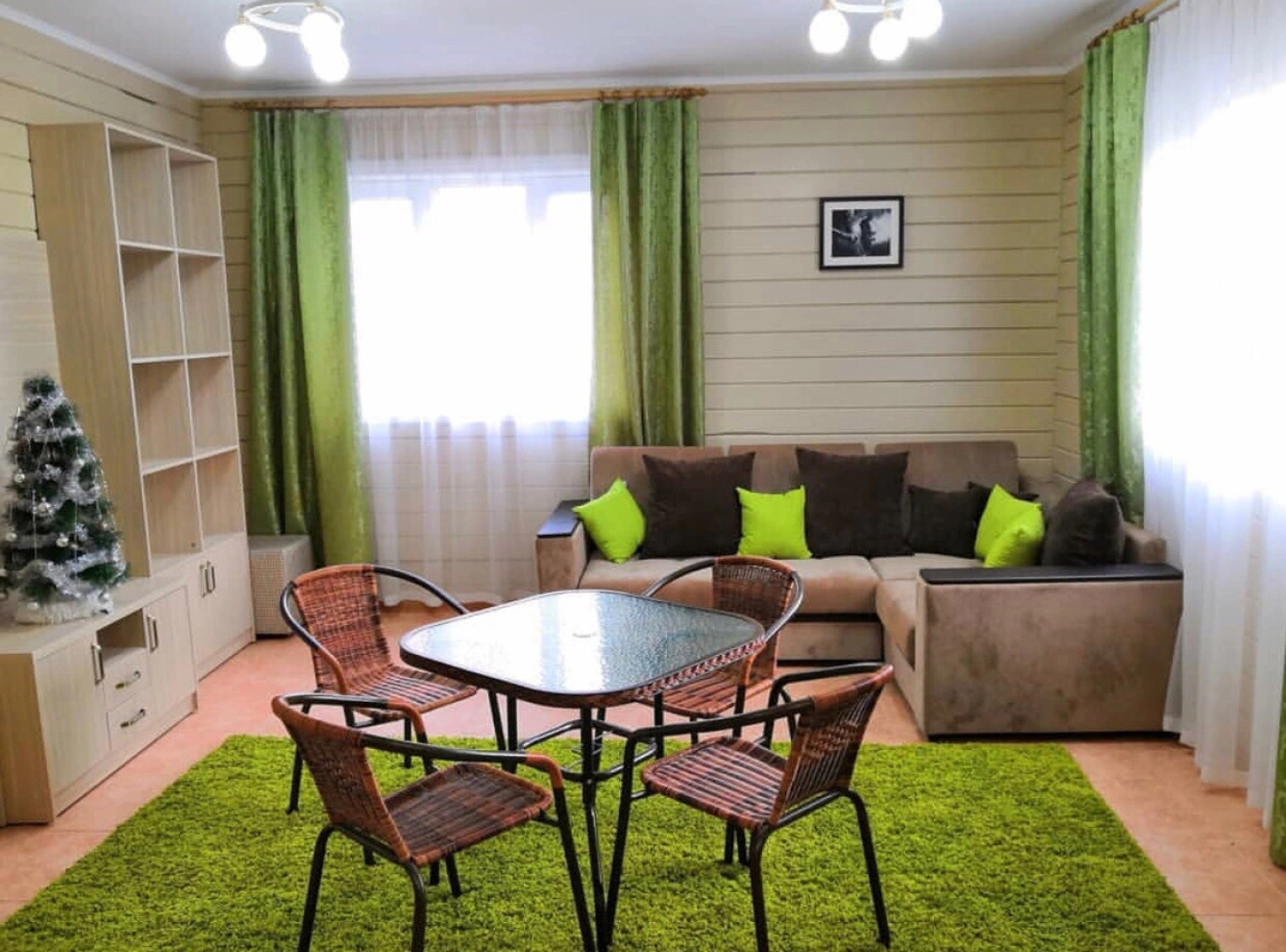 Гостевой дом Коттеджи в аренду Береговая 40