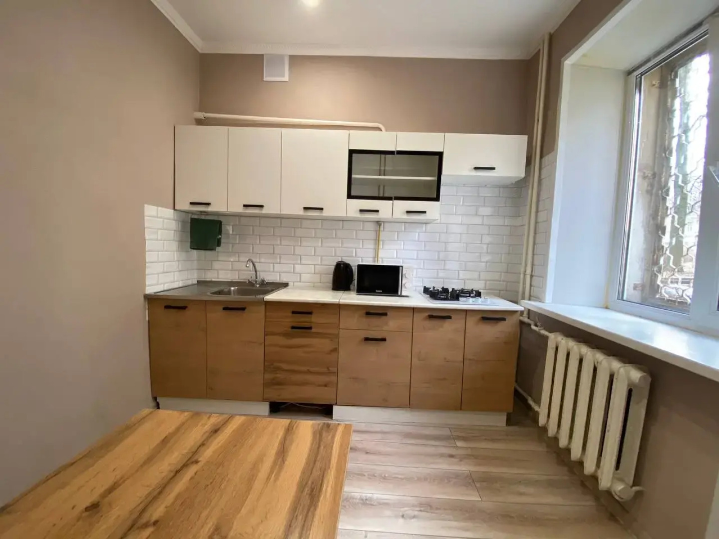 Квартира Шикарная Двухкомнатная в Центре 6 Спальных