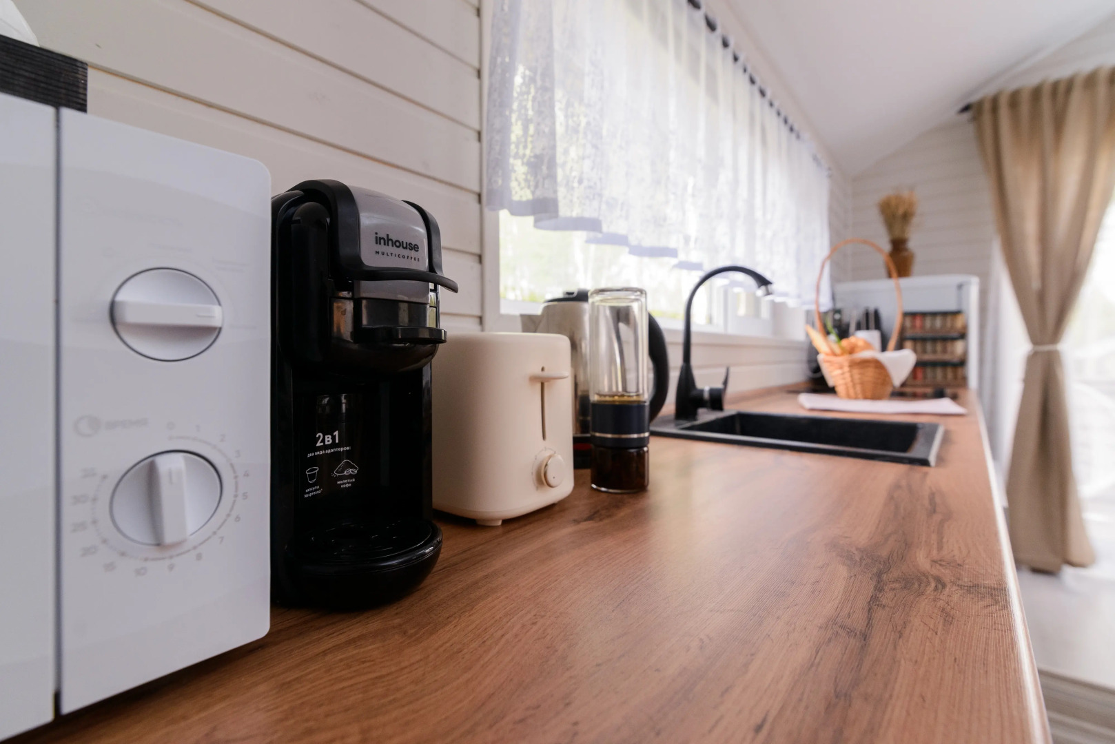 Частный дом в поселке у водохранилища