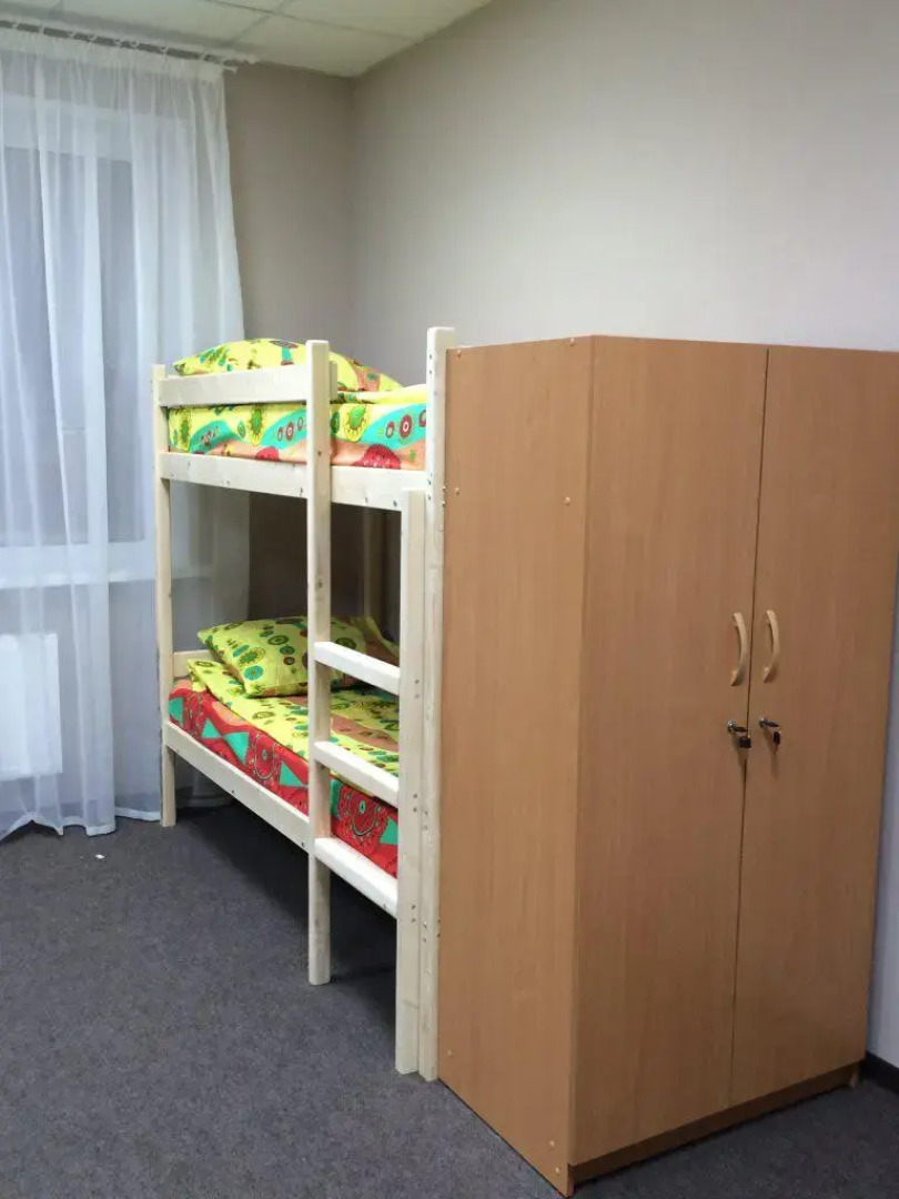 Хостел Happy House на Холмогорова