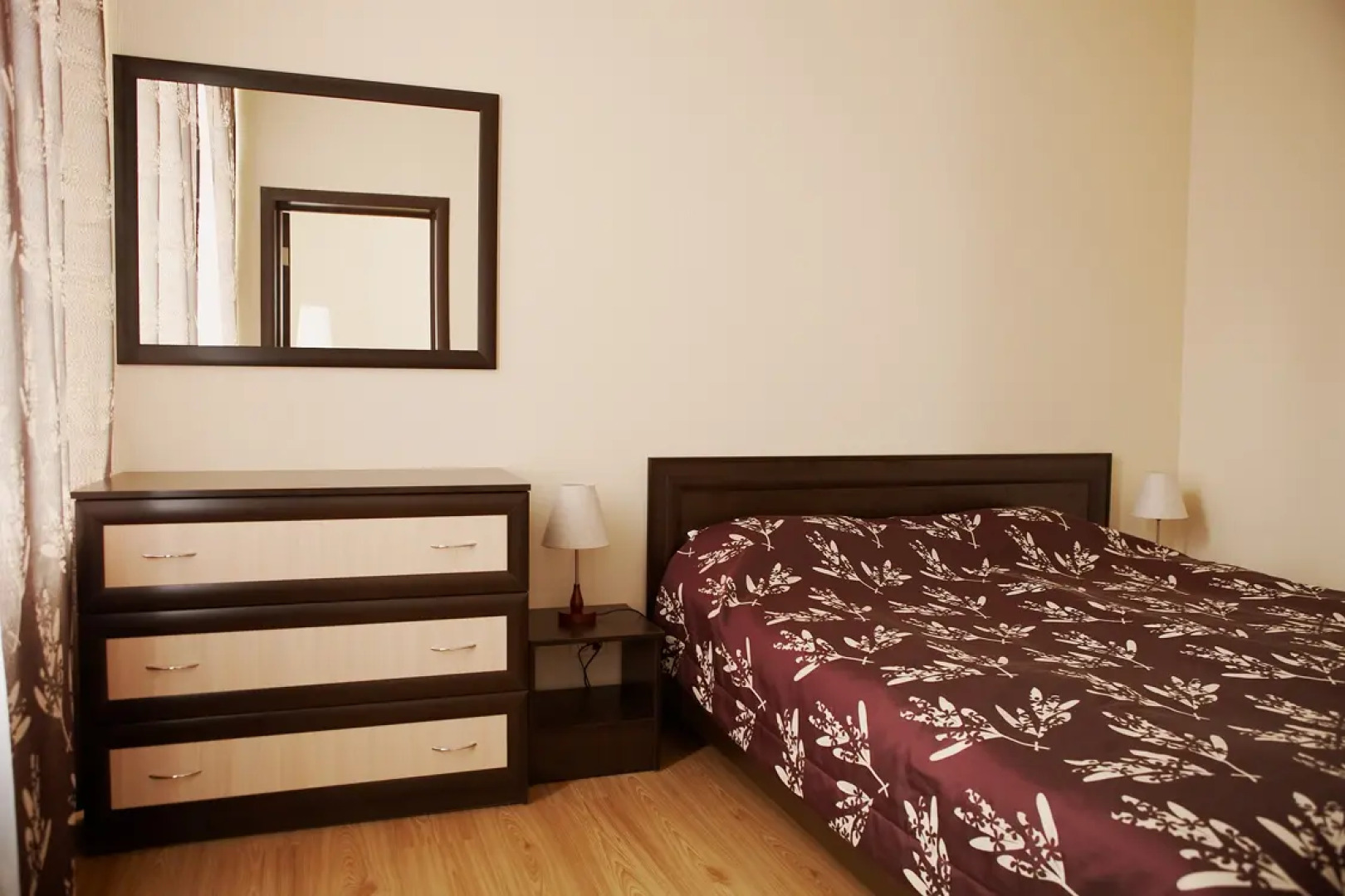 Отель Петервиль