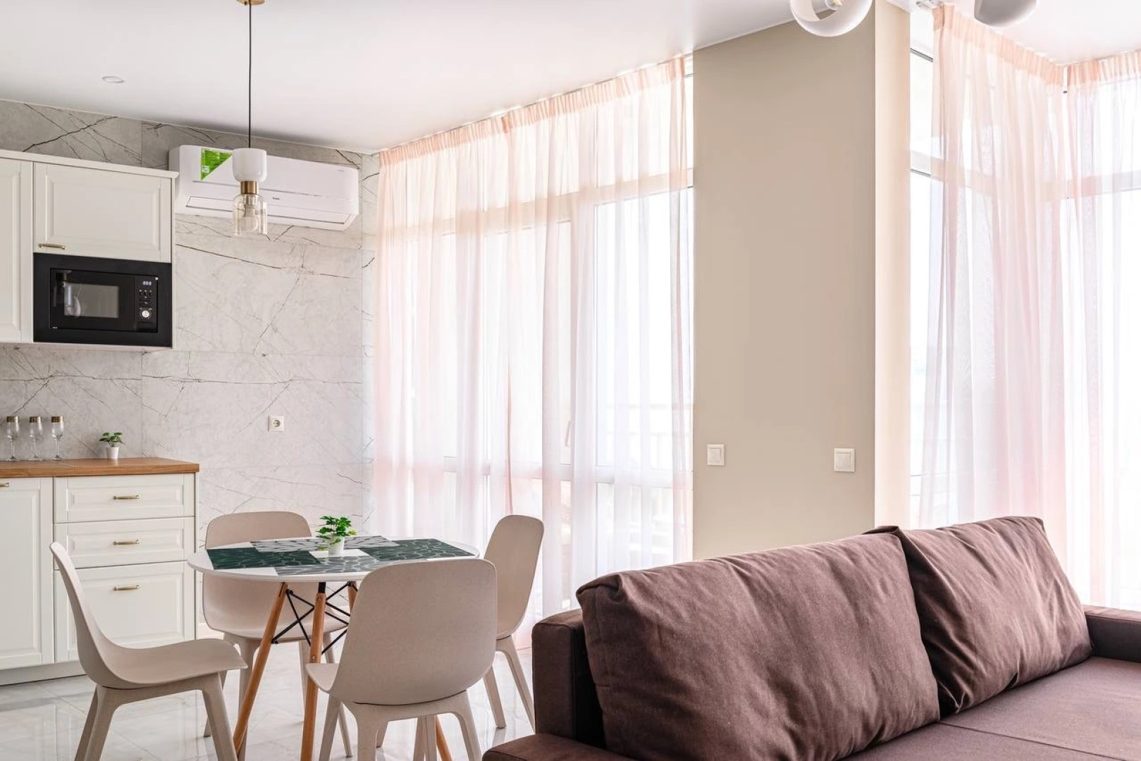 Апартаменты Место под солнцем 9