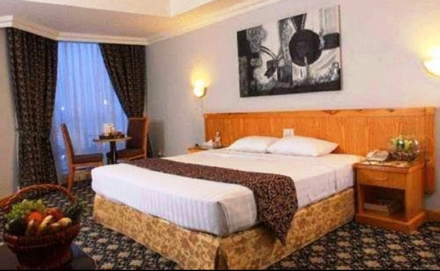 Отель Phoenicia Tower Hotel&Spa