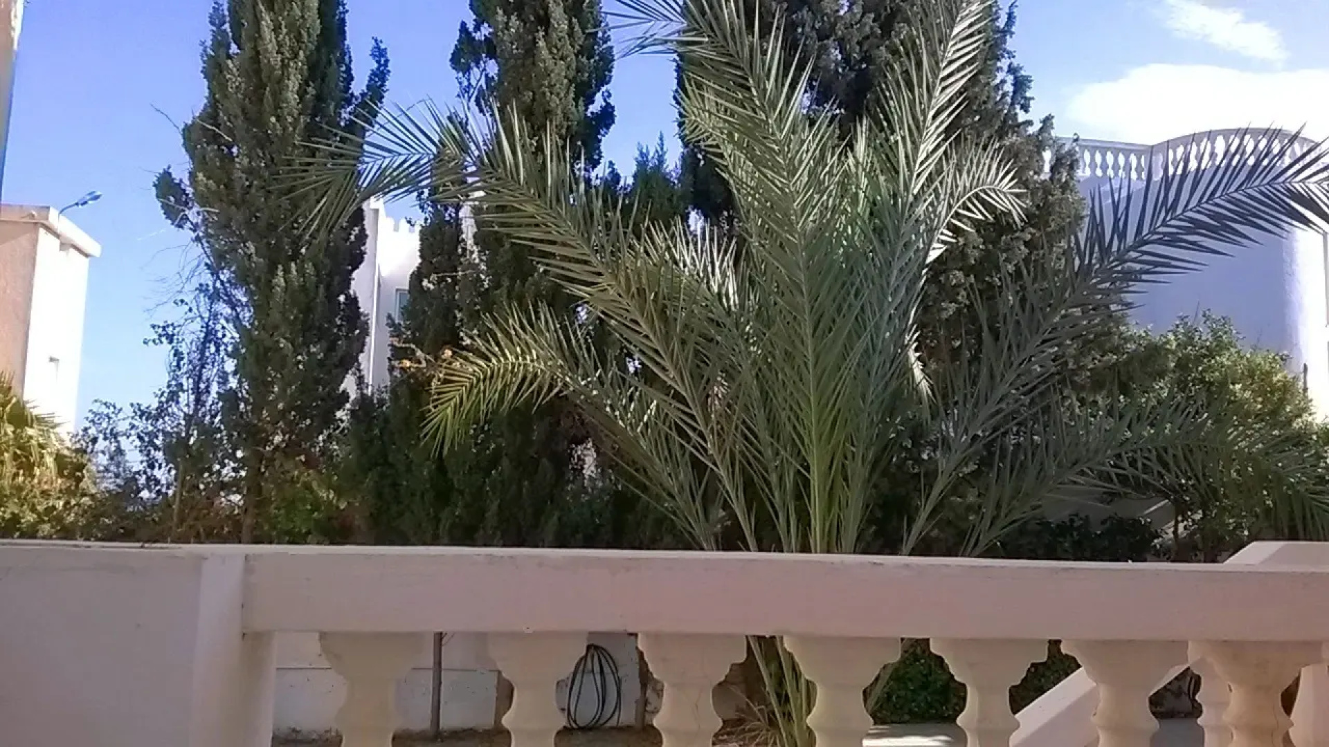 Вилла Азаиза