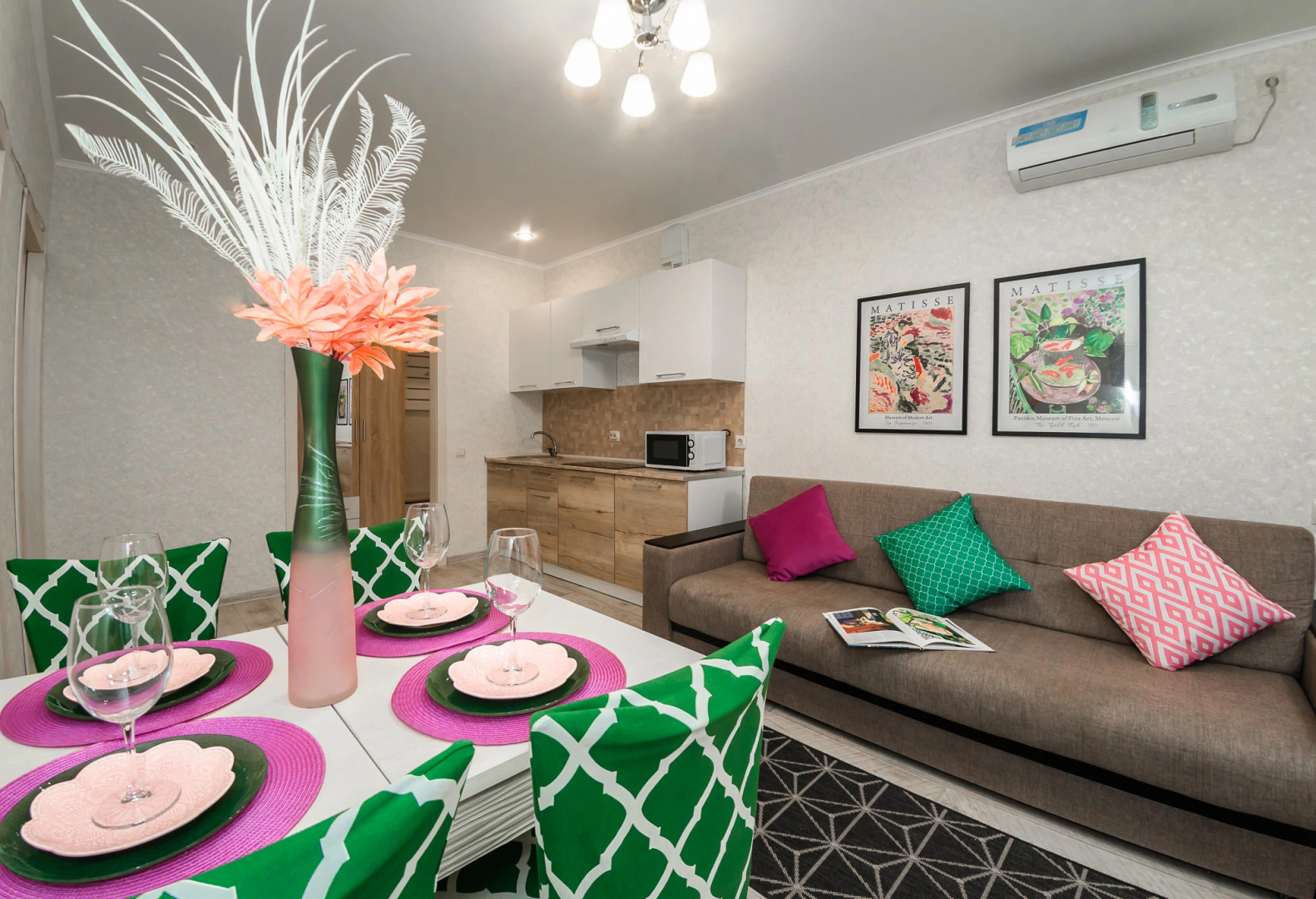 Апартаменты B-Flats Владимирская 148/1