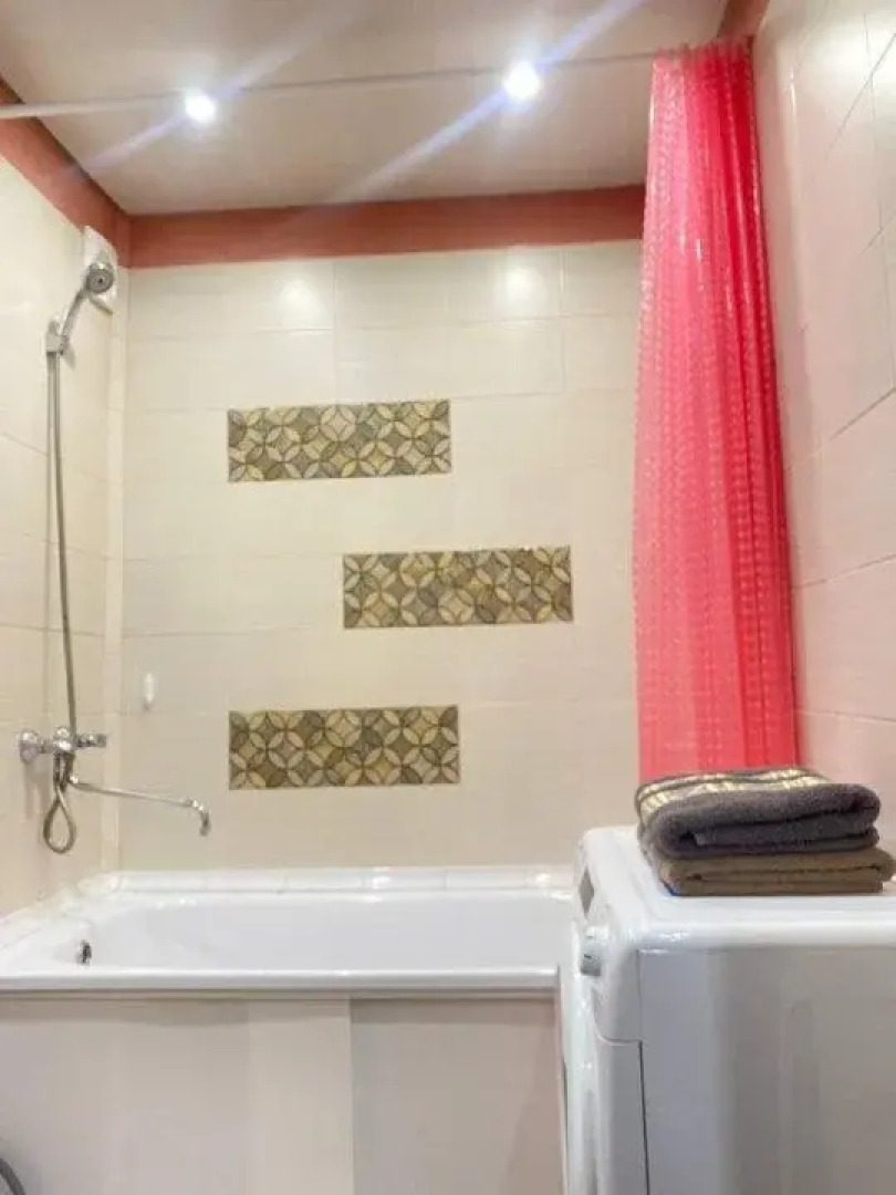 Квартира комфорт Октябрьский 42