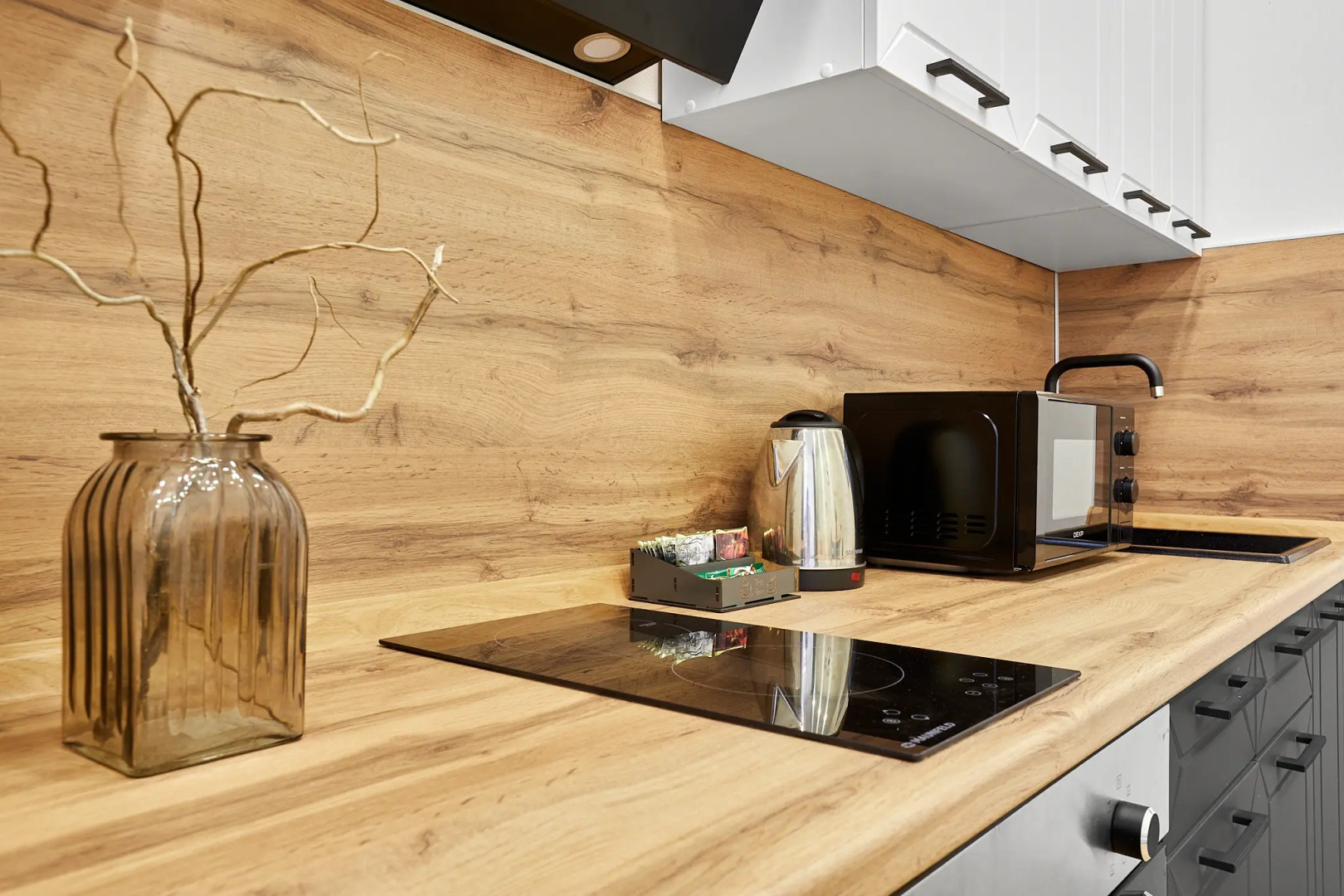 Квартира 2 Ночи на Улице Мурата Ахеджака 12 к4