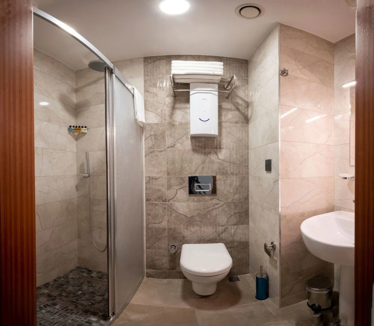 KA Hotel Suites
