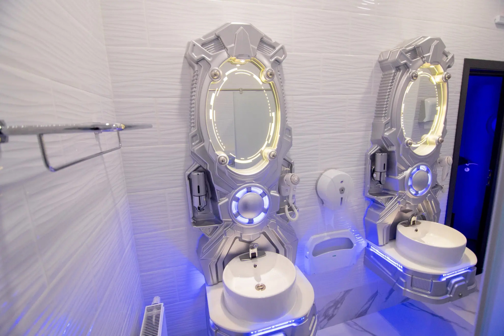 Капсульный Хостел Elisa Space Club