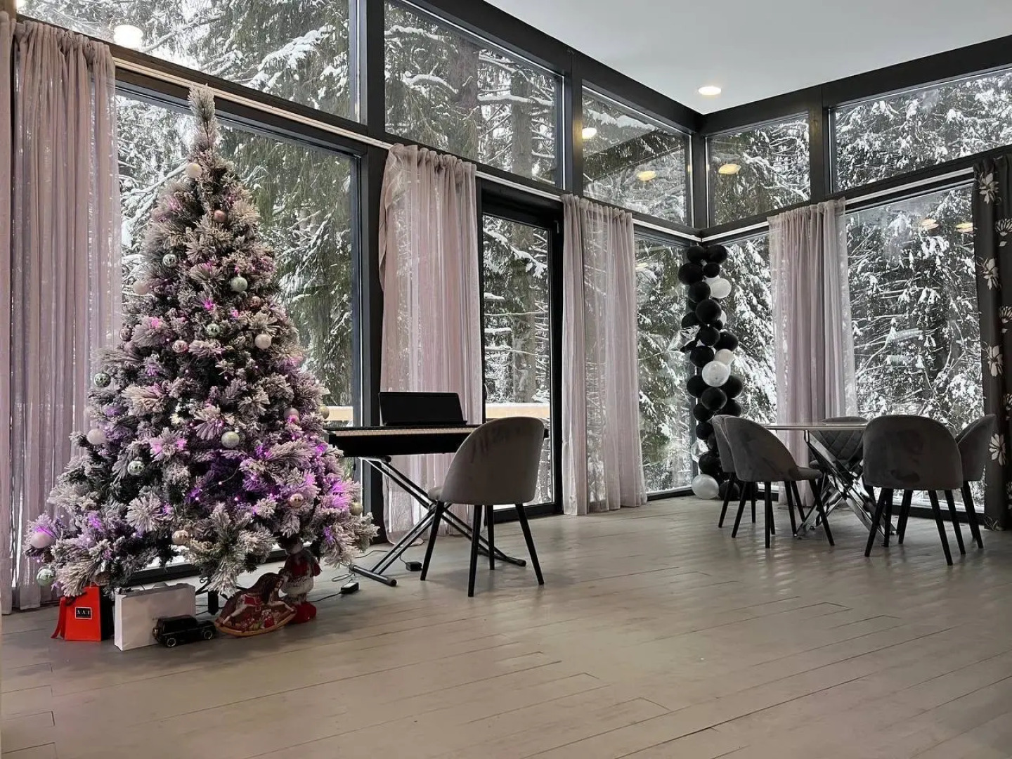 Коттедж 200 м2 на Участке 15 Соток