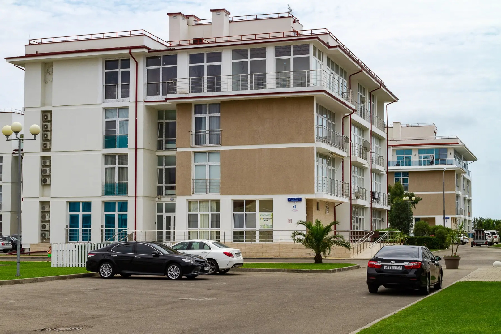 Апартаменты  Бульвар Надежд 6/2