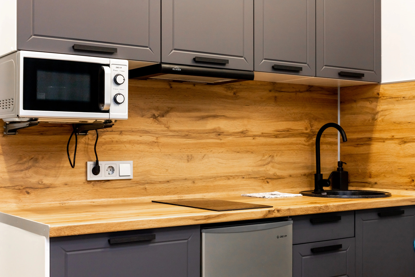 Апартаменты Море Апартаментов на Эстонской 37/3 2