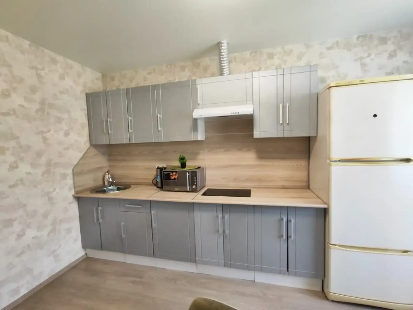 Апартаменты ул. Адмирала Горшкова 57