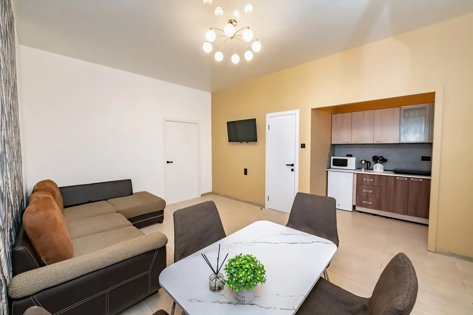 Апартаменты двухкомнатные на Арбате ул. Адмирала Фокина 19