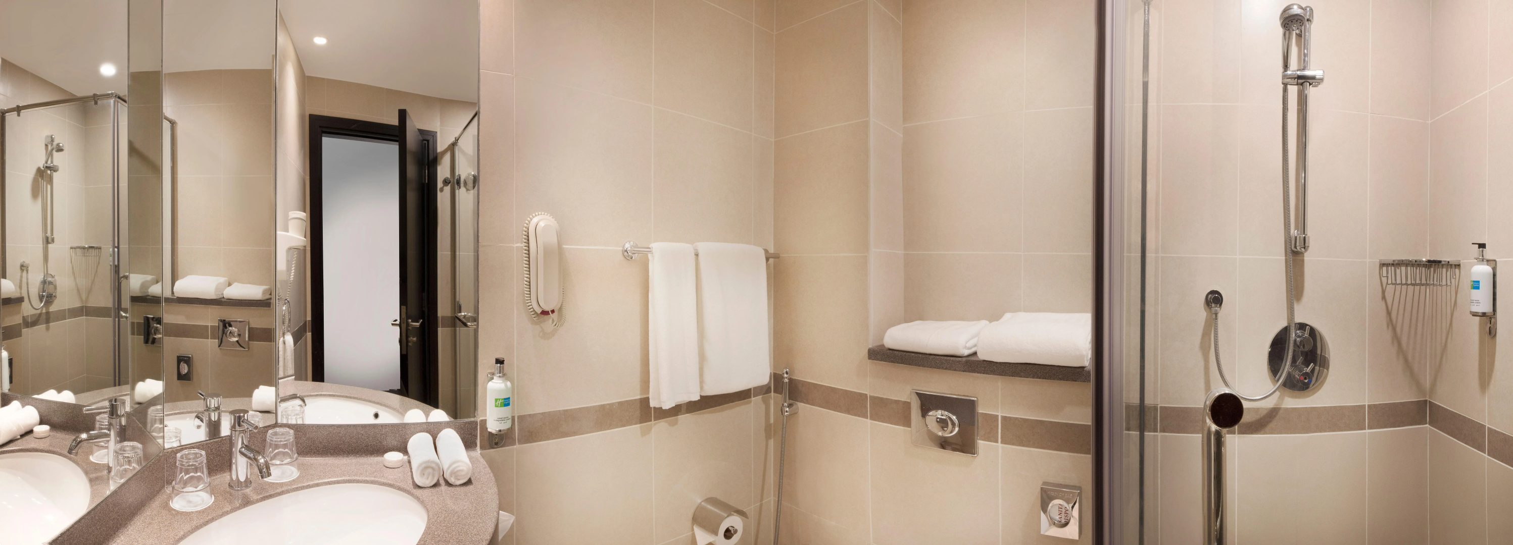 Holiday Inn Express Dubai - Safa Park, an IHG Hotel