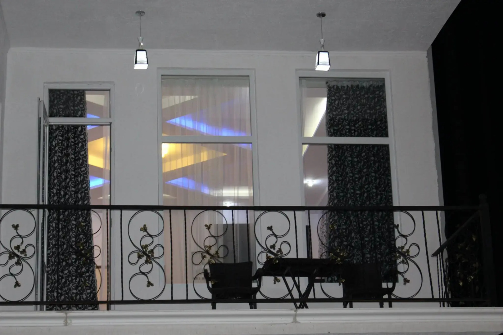 Отель Nine Brothers