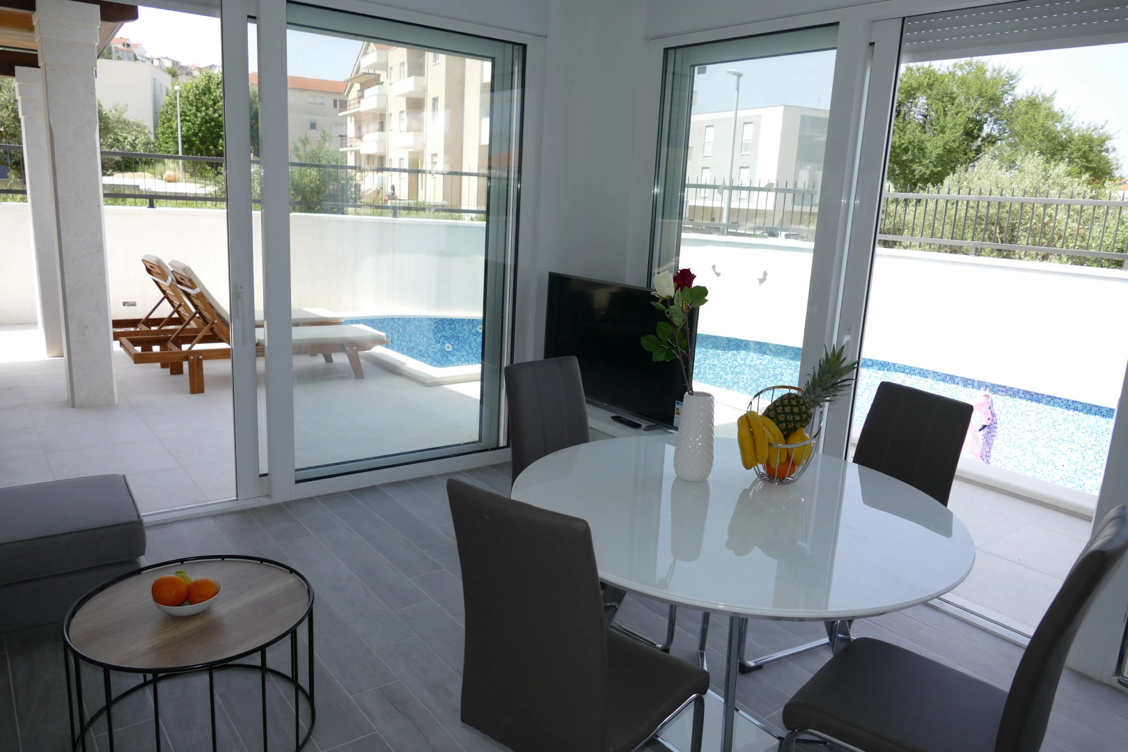 Вилла Urban Villa With Pool