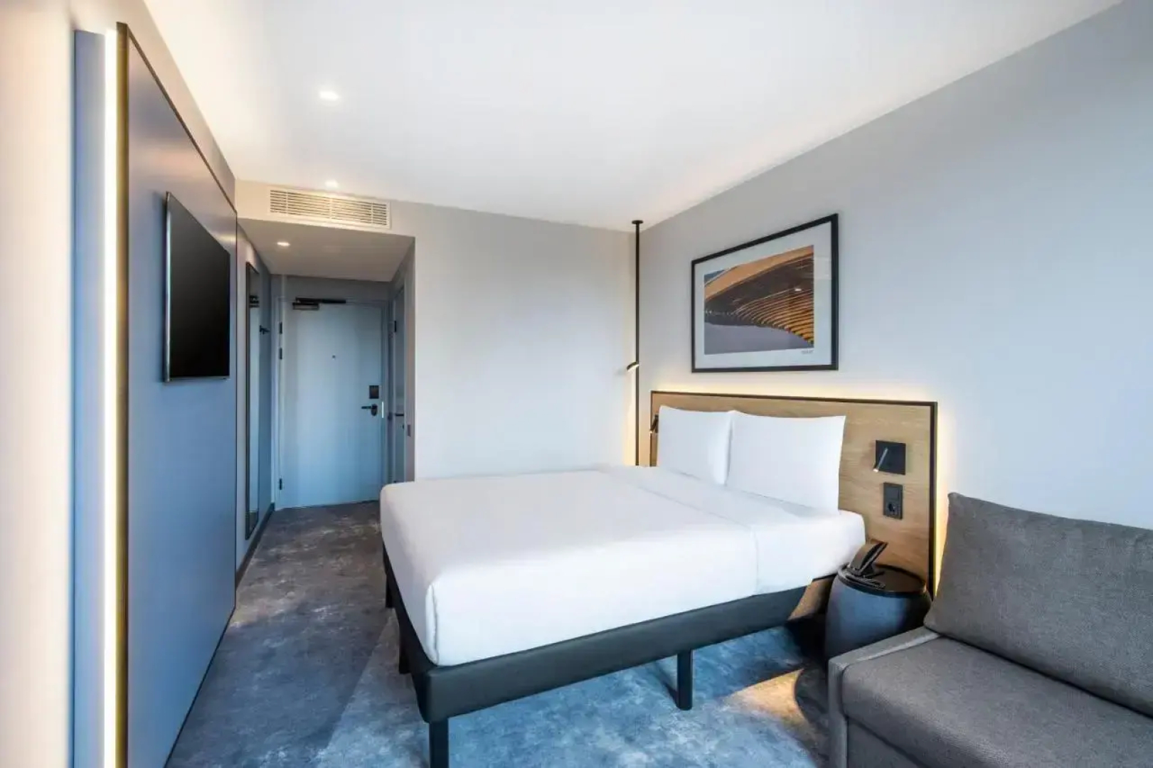 Отель Ibis Tbilisi Airport