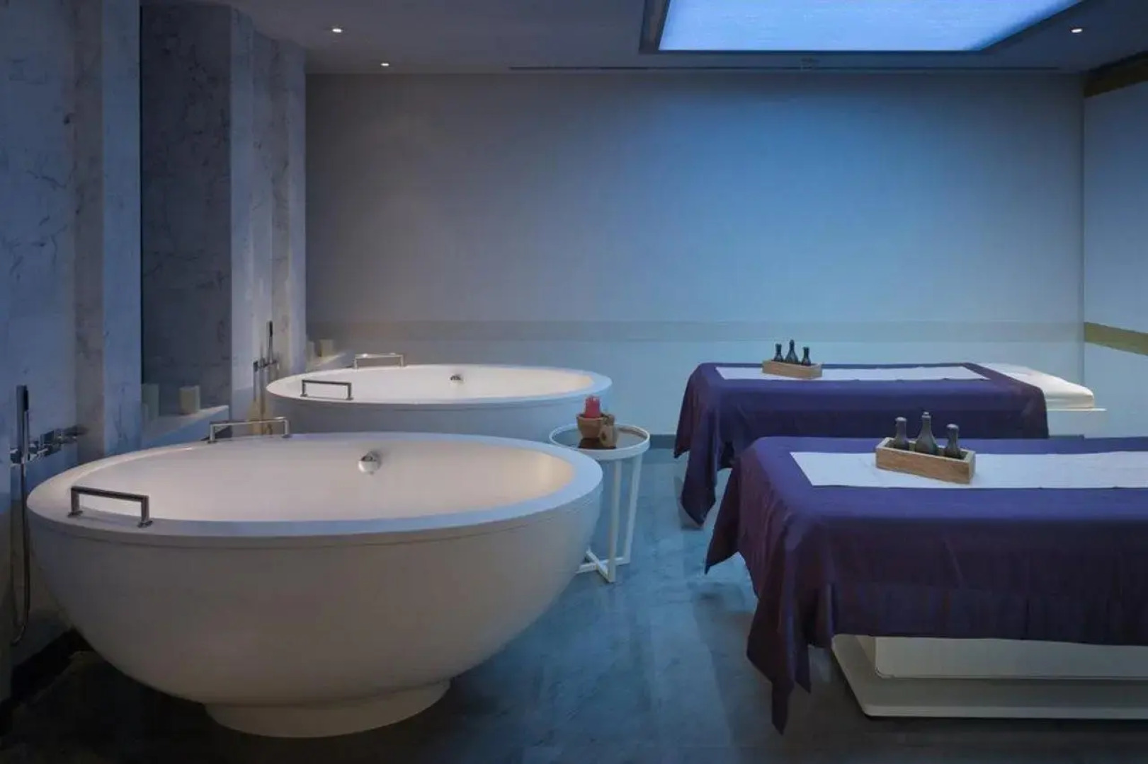 Гостиница Four Seasons Hotel Moscow