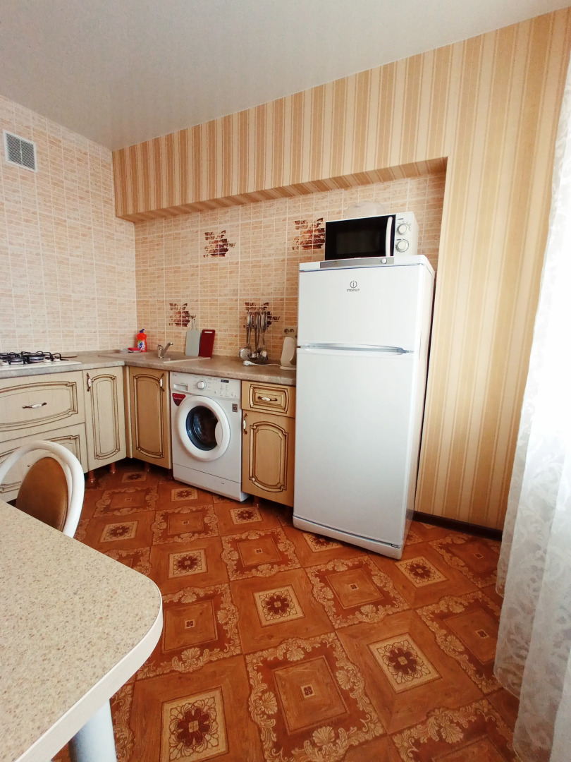 Апартаменты Энгельса 28