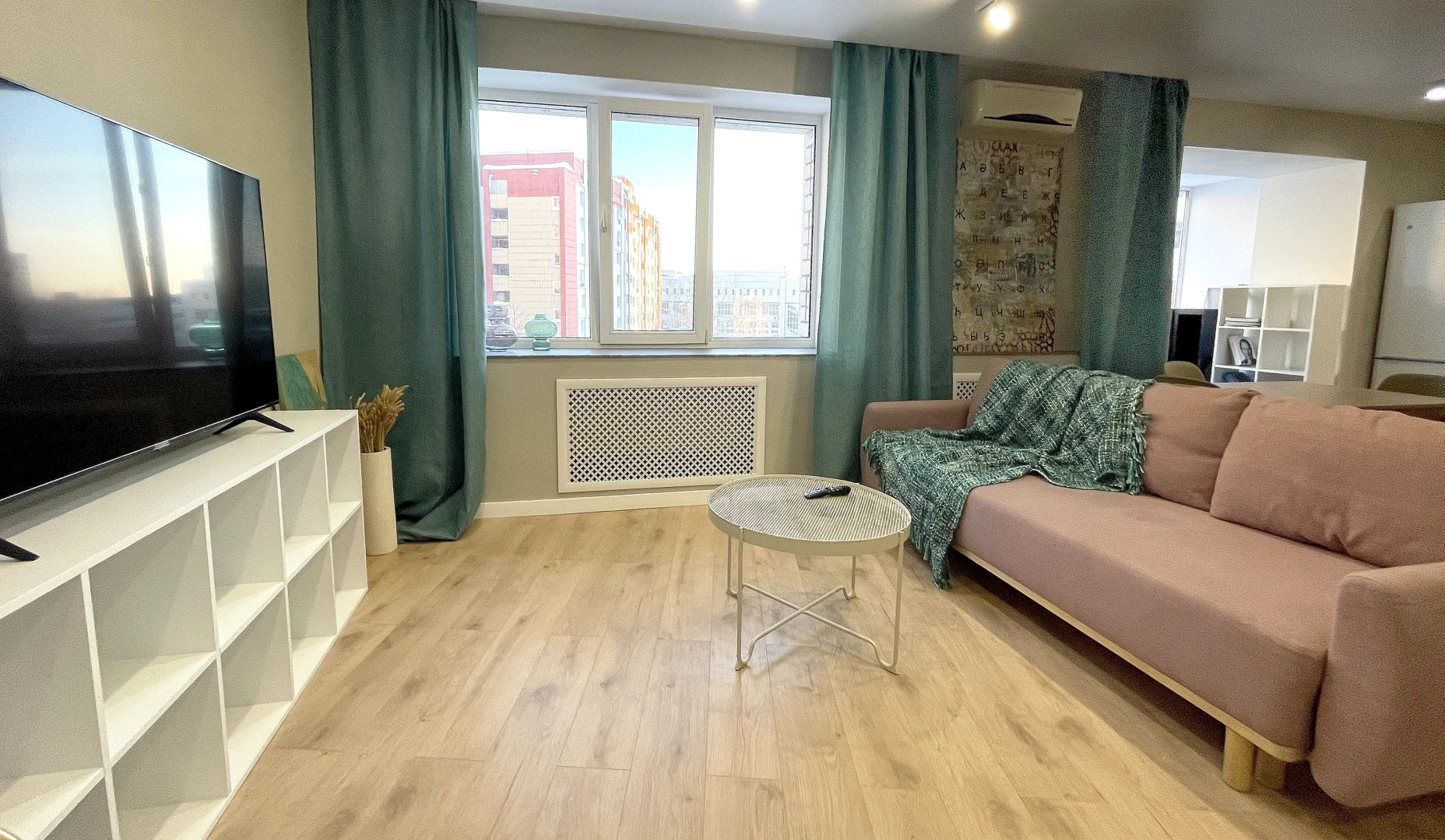 Апартаменты Стильная студия у метро на Чистопольской