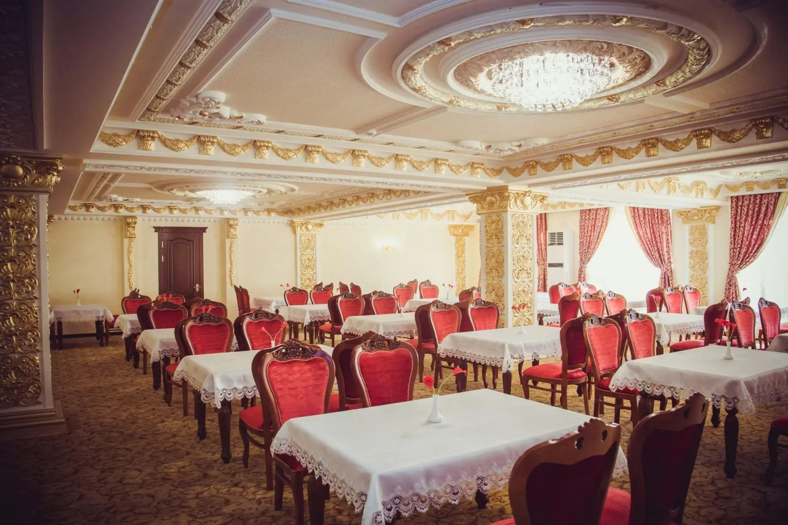 Отель Эмирхан