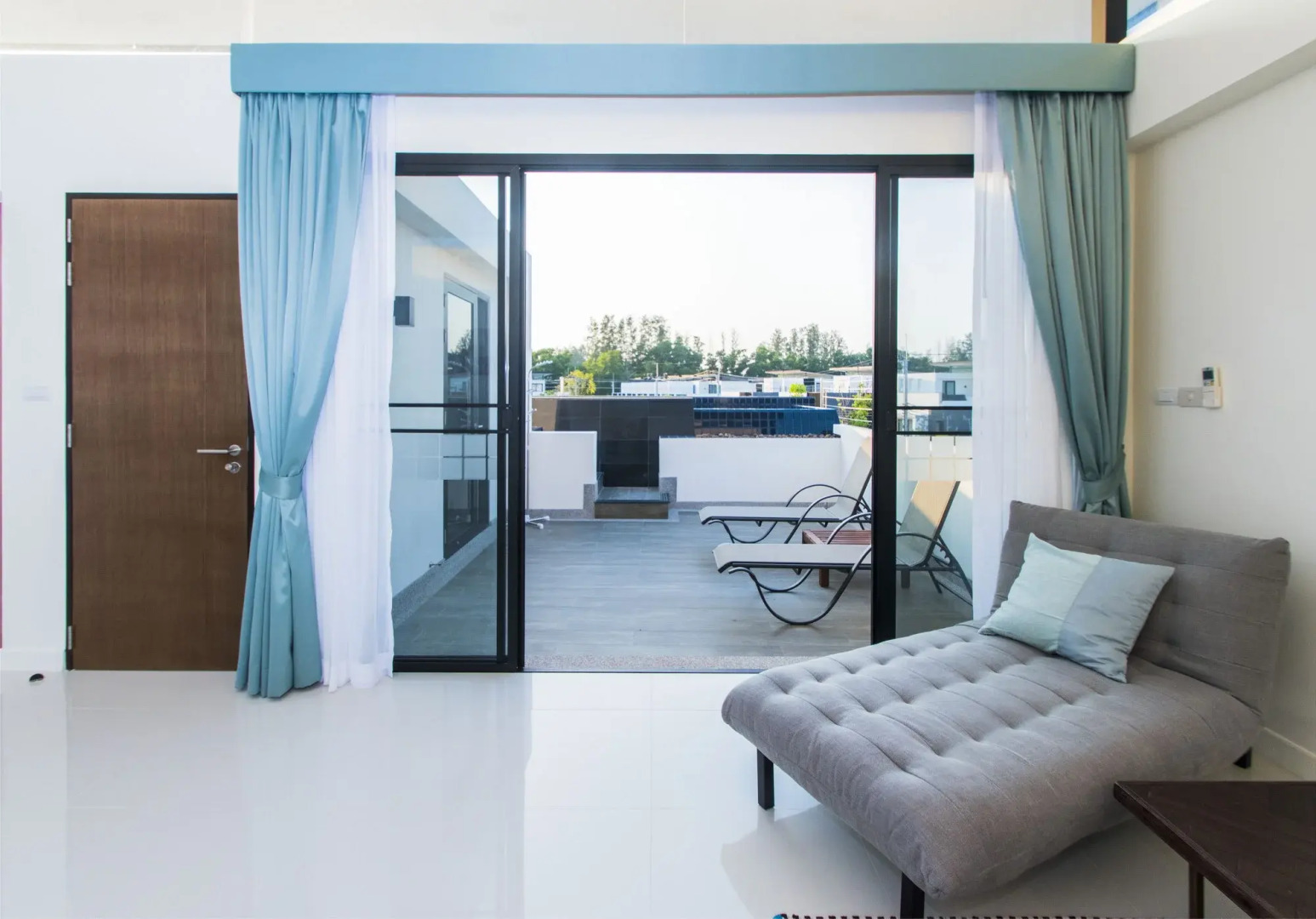 Вилла Laguna Park