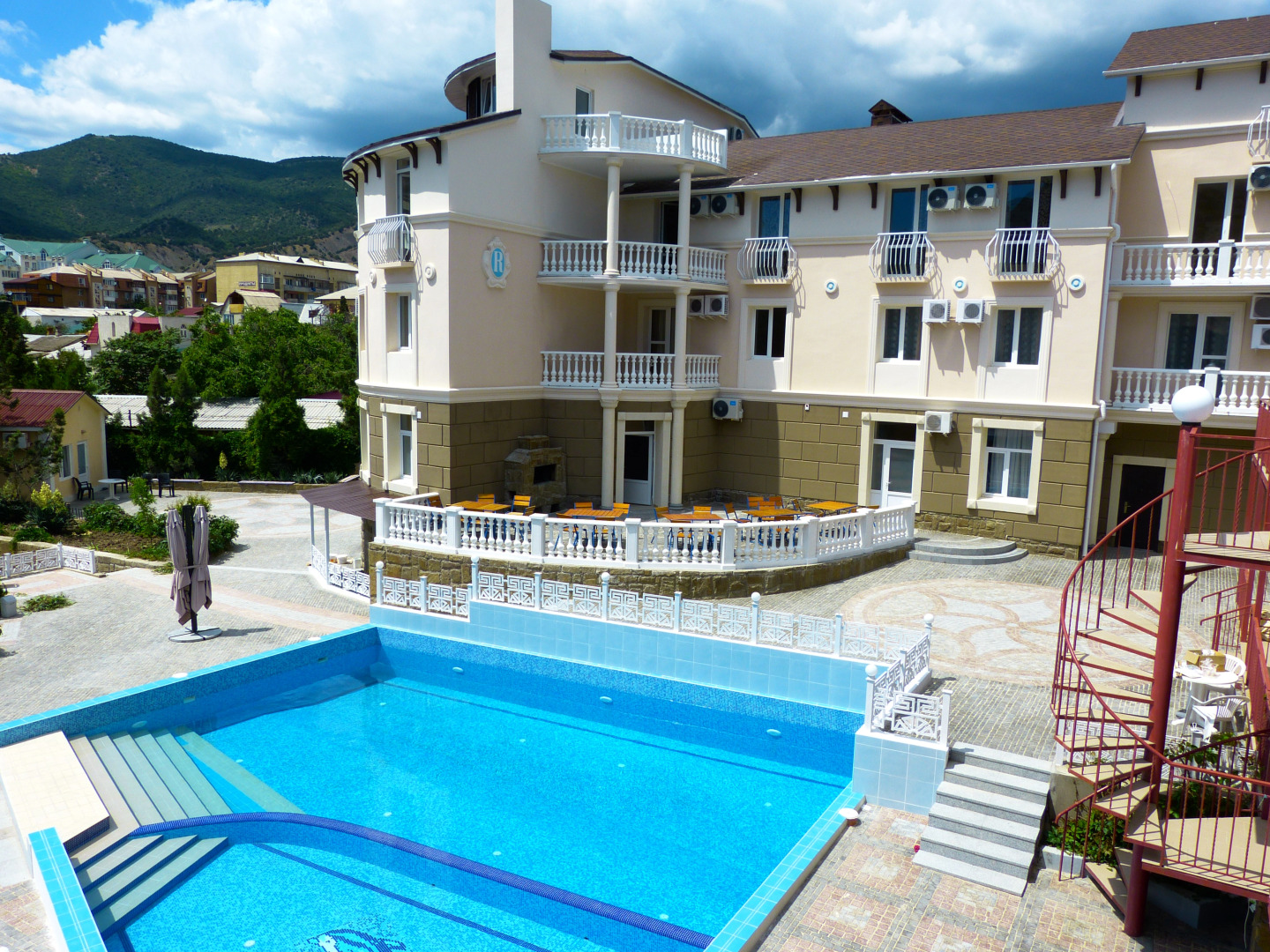 Отель Романтик