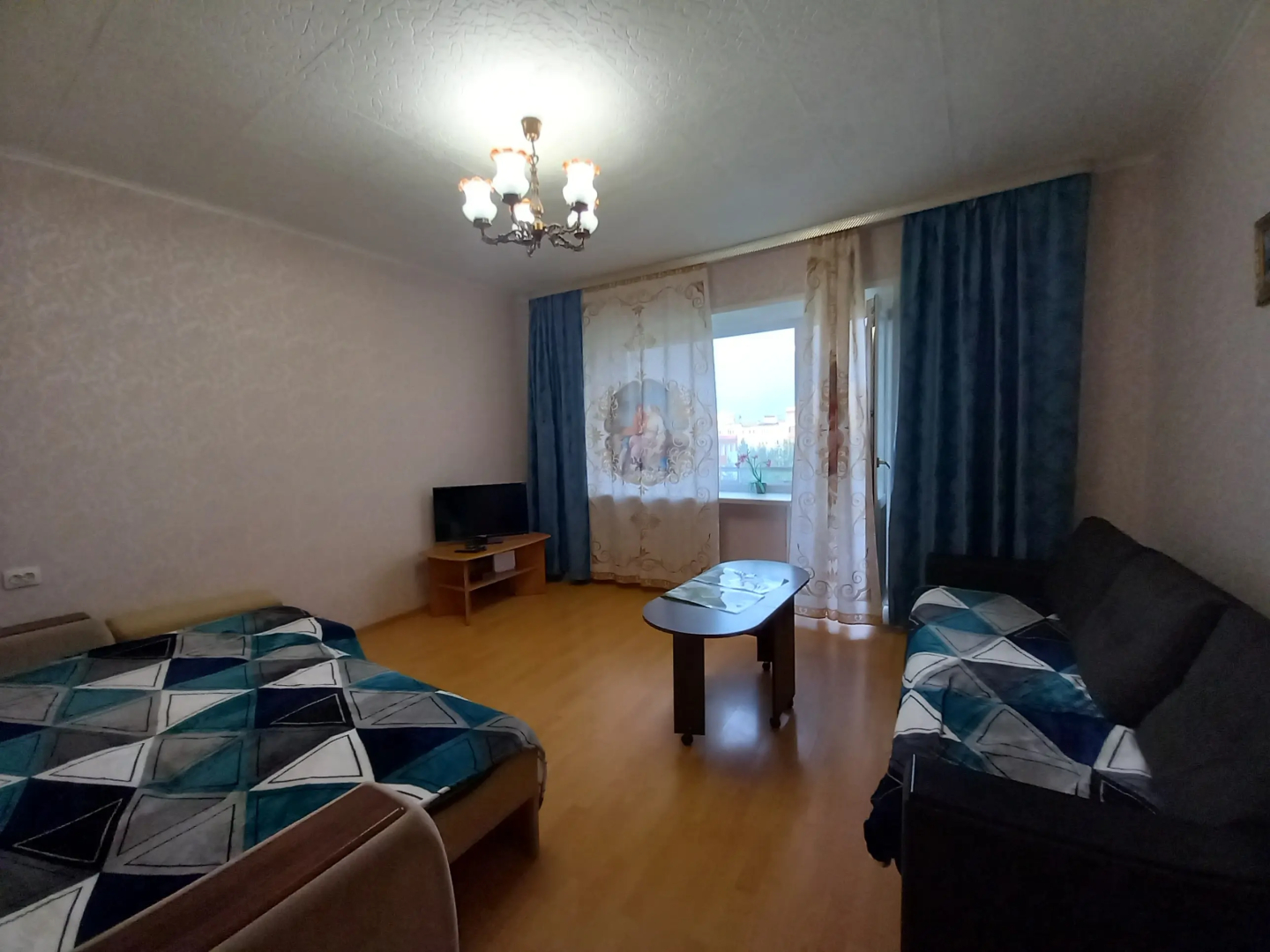 Квартира 1к по Тихонова 8