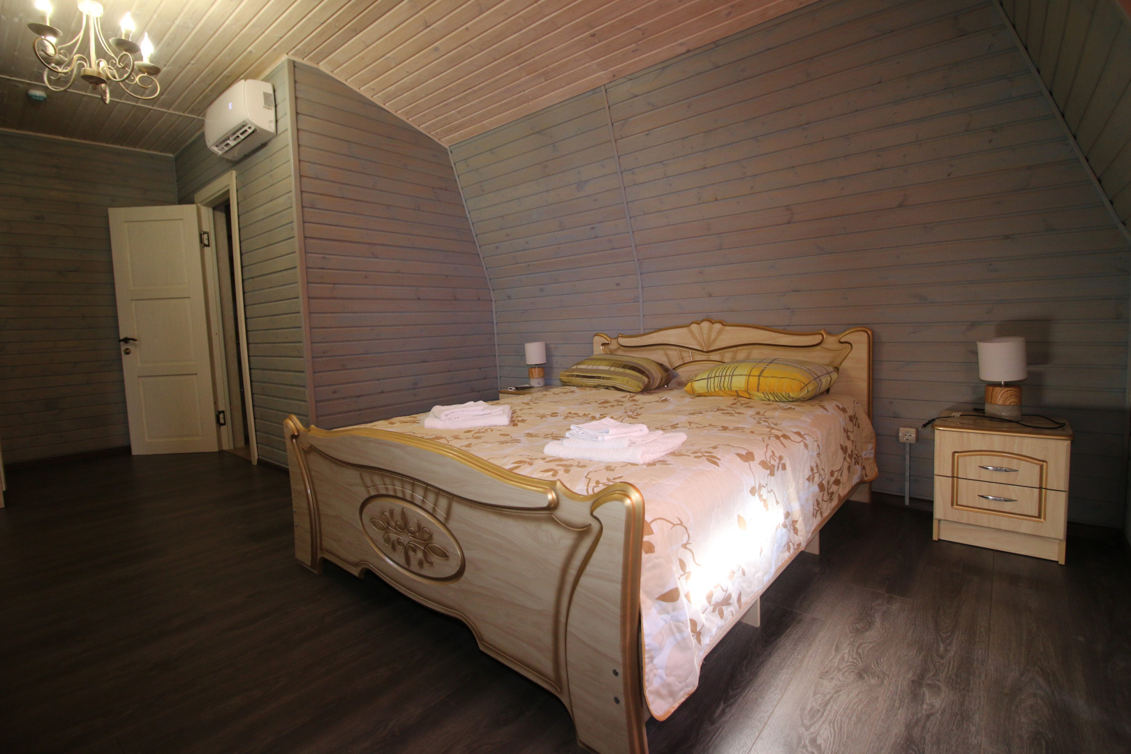 Отель ДжаНат