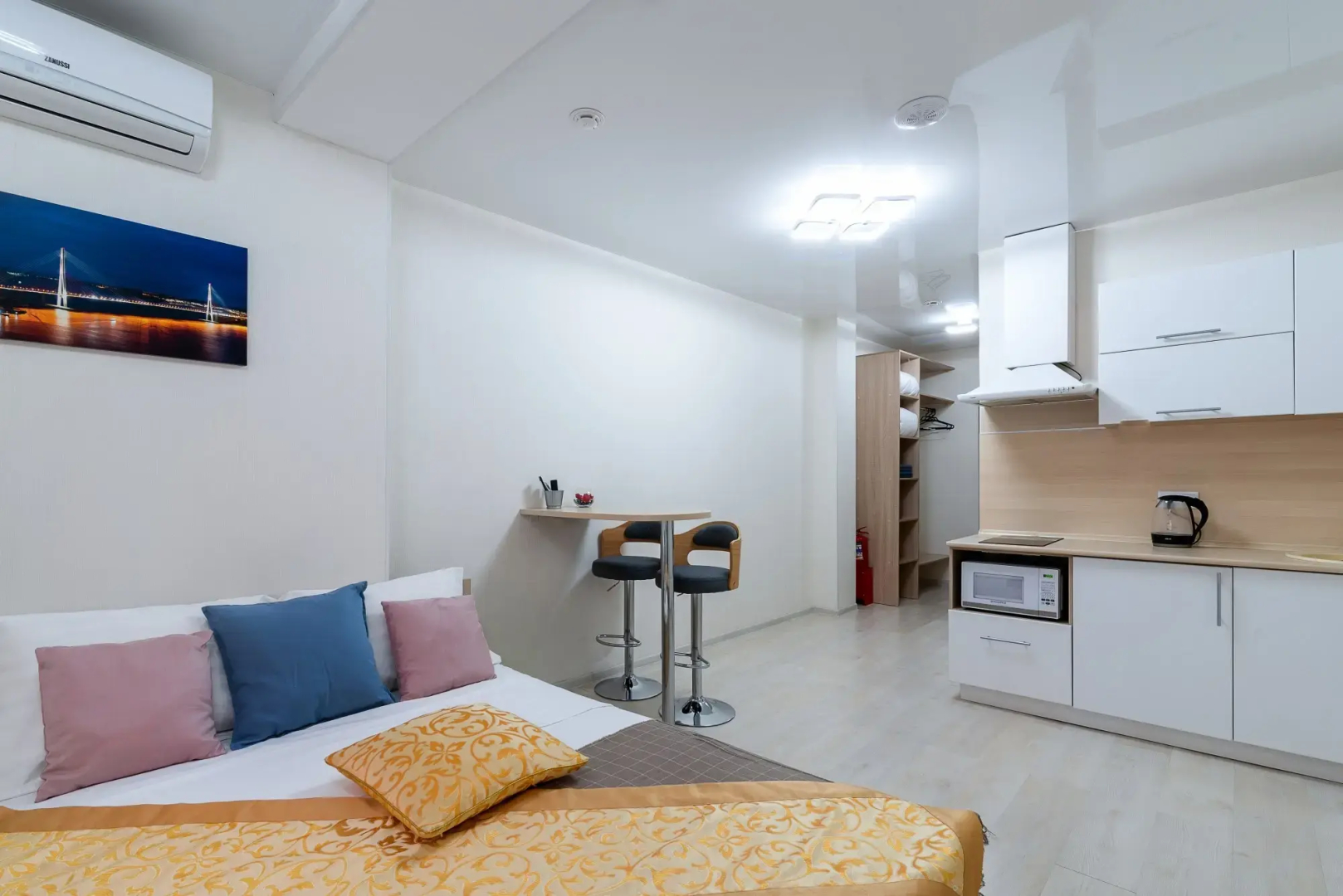 Апартаменты HeroCities Vladivostok на Комарова 45