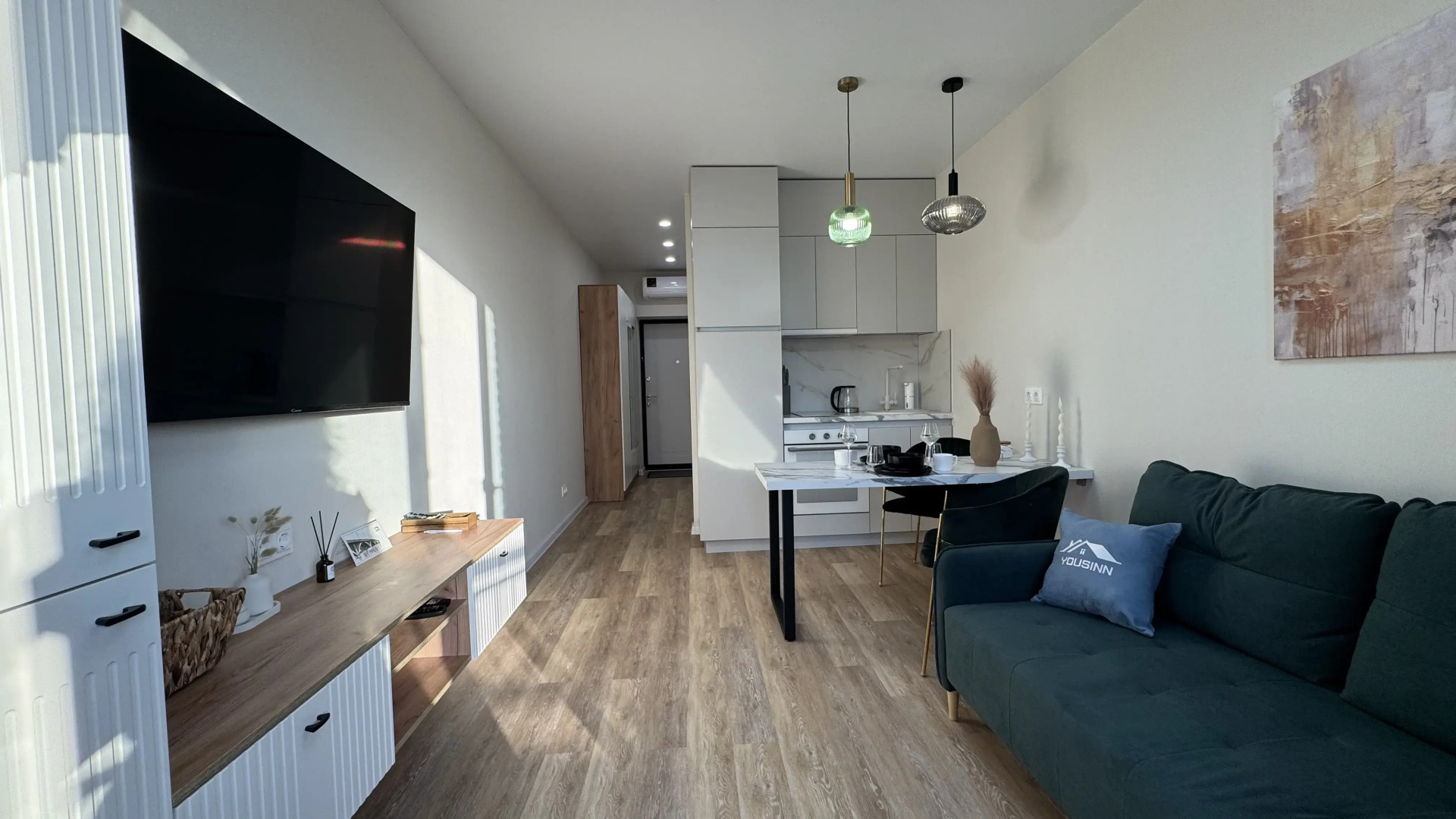 Апартаменты Yousinn Железнодорожная 18