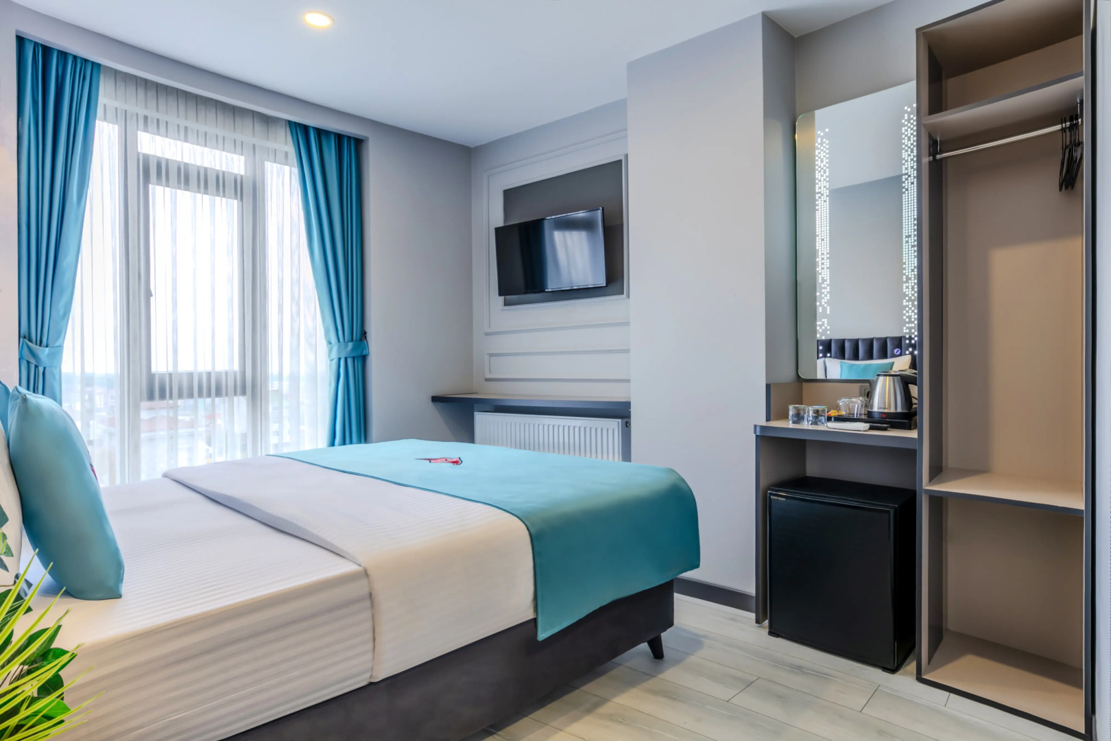 Отель Solin Airport Hotel