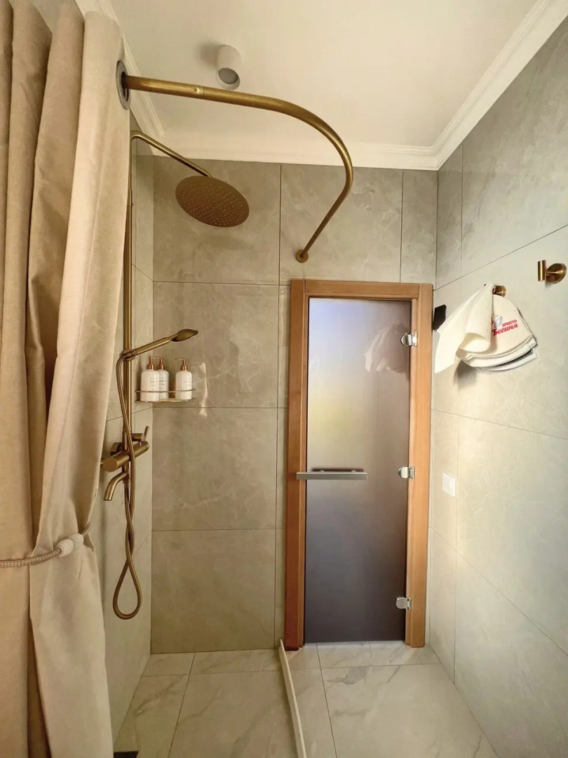 Частный дом NutVillage современный дом  с сауной внутри