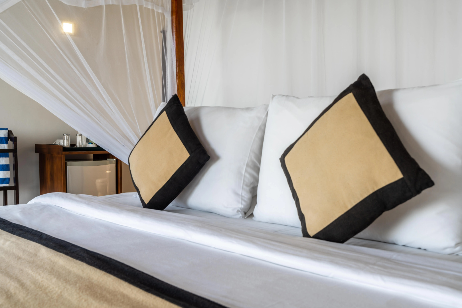 Курортный отель Ananthaya Beach