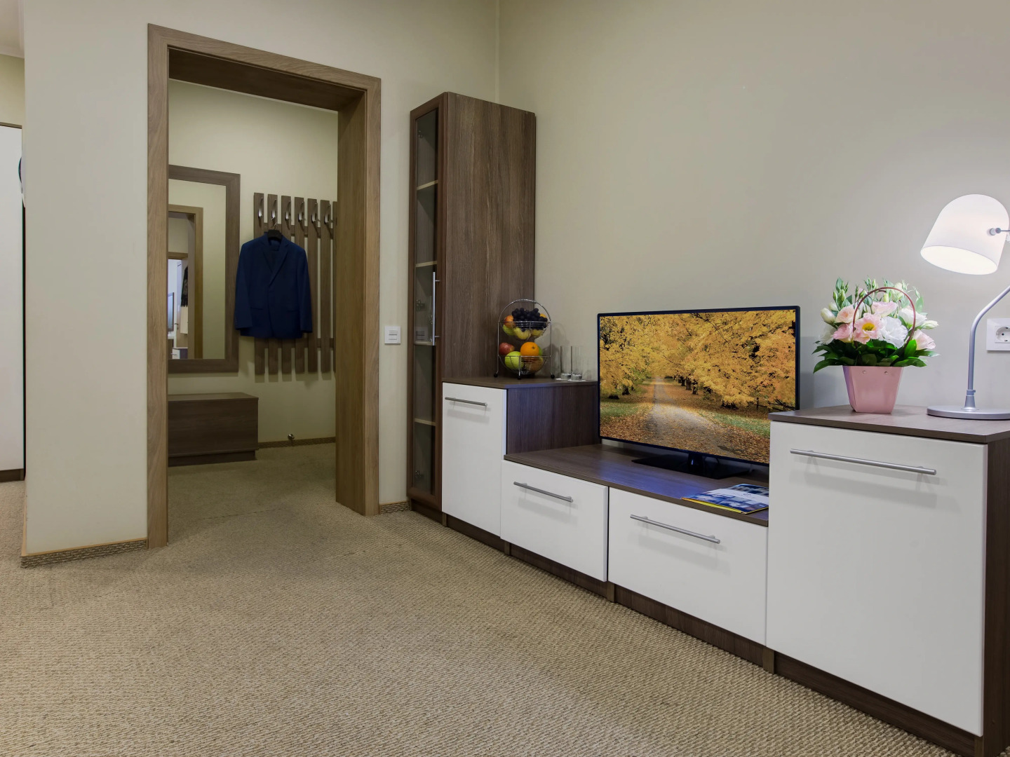 Отель Платов