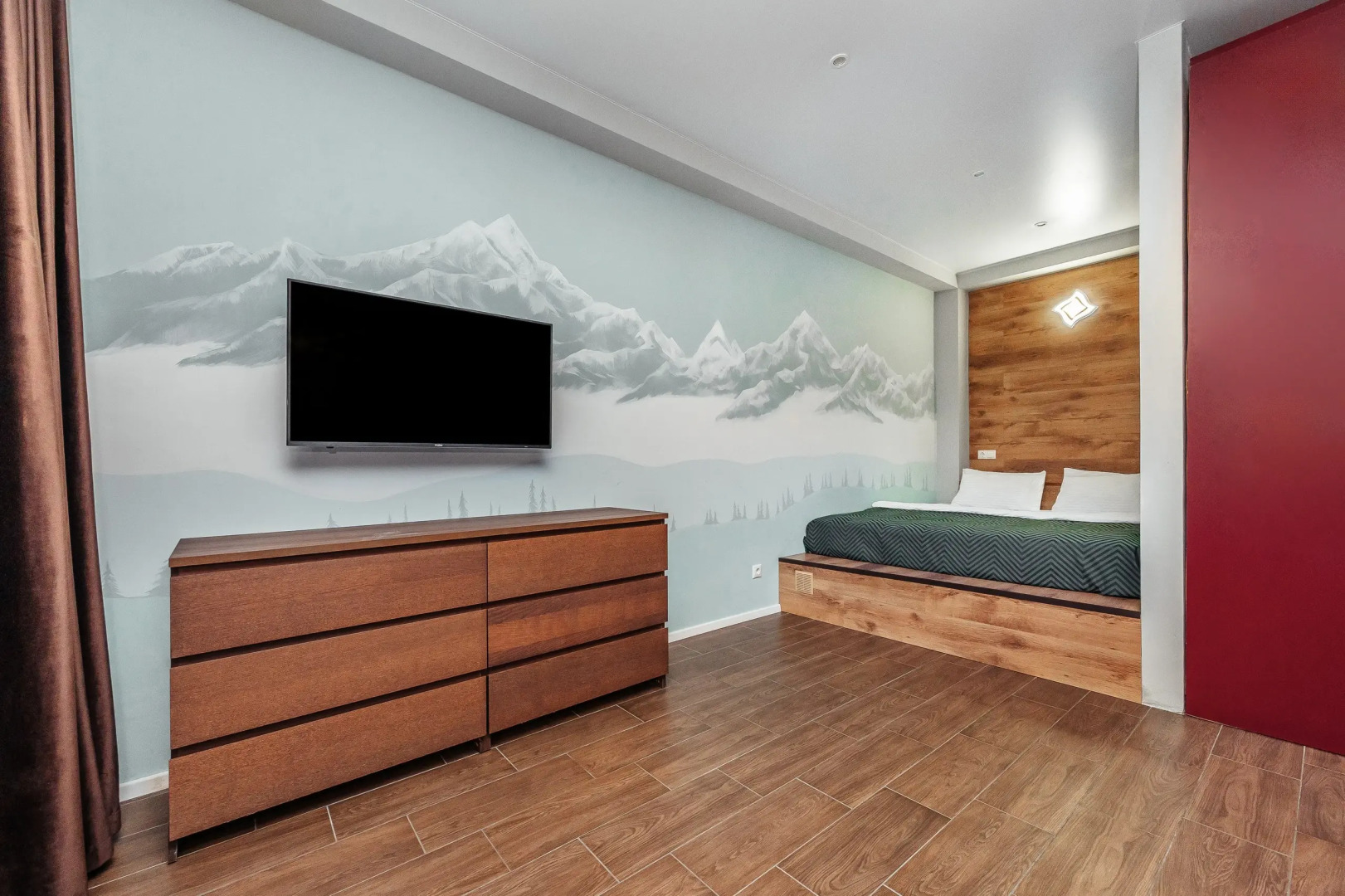 Апартаменты Дизайнерская студия около подъемника