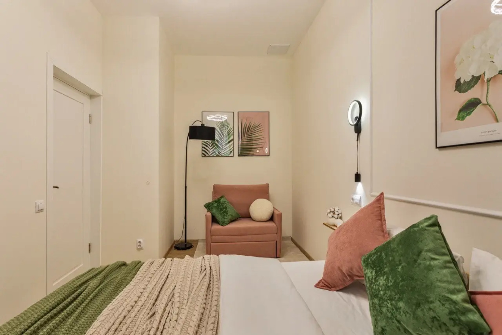 Квартира FullHouseApart на вокзальной площади