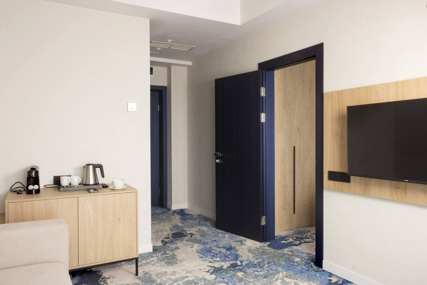 Cosmos Adler Hotel