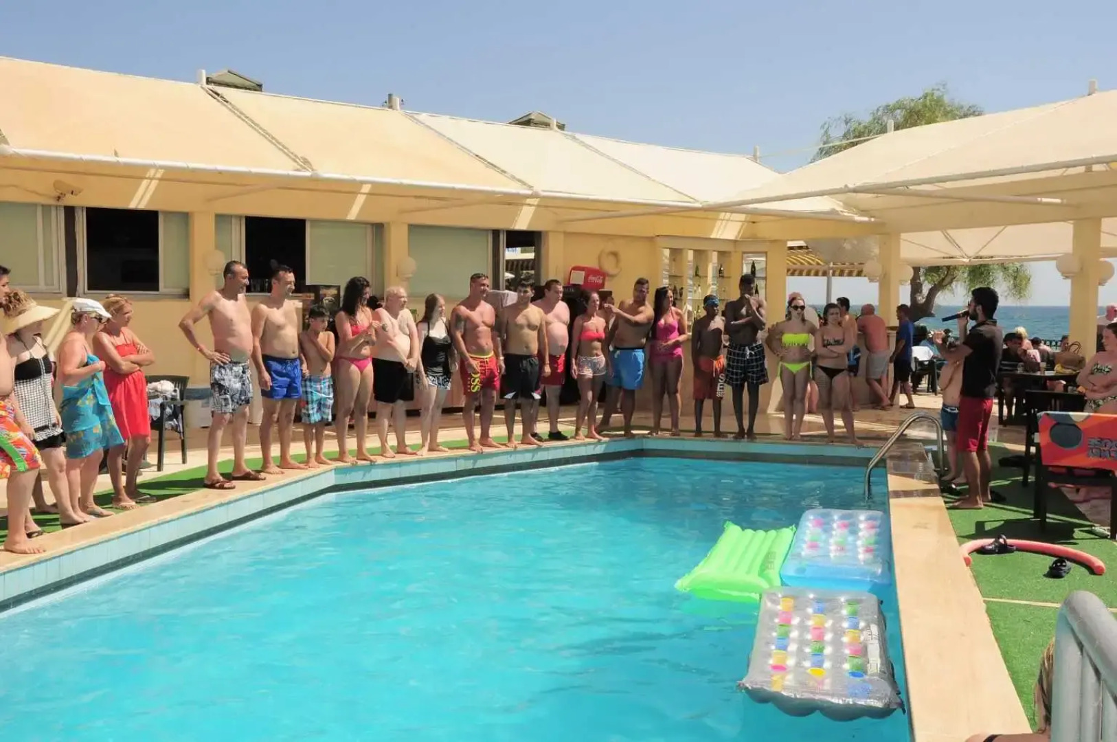 Отель Tuntas Beach Altinkum